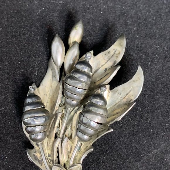 Vintage Coro Sterling Silver 3D Floral Brooch (2441) - Picture 3 of 6